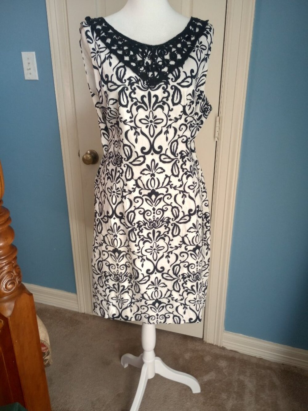 Studio 1 Sheath Black & White Dress